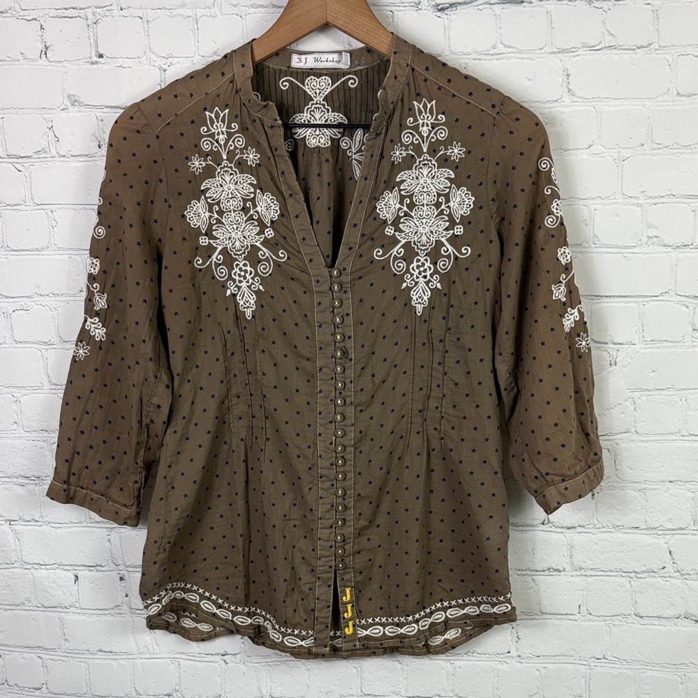 JOHNNY WAS 3J Workshop Button Embroidered Blouse size small
